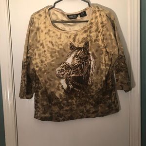 Women’s blouse